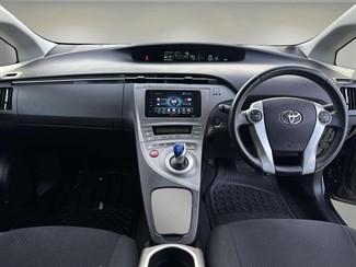 2013 Toyota Prius - Thumbnail