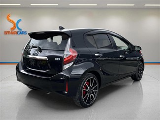 2019 Toyota AQUA - Thumbnail