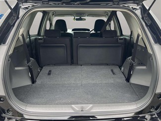 2014 Toyota Prius - Thumbnail