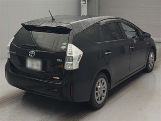 2014 Toyota Prius - Thumbnail