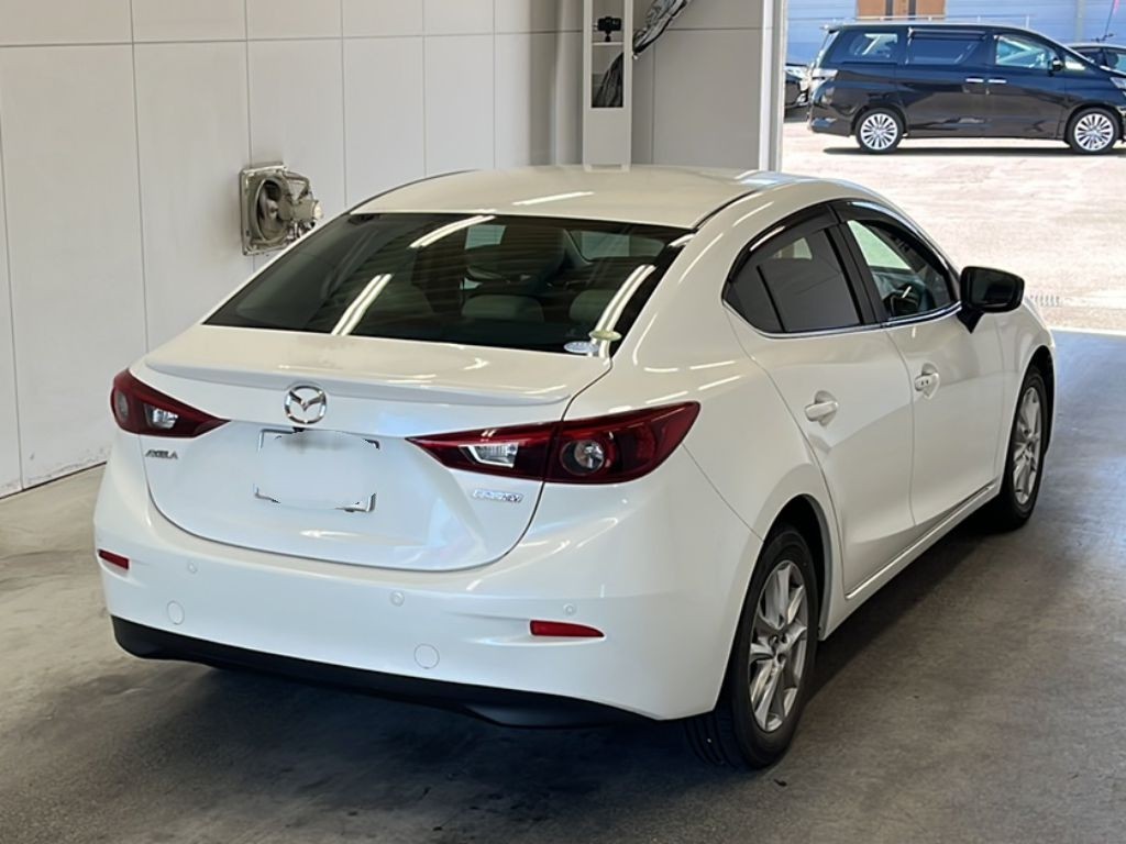 2013 Mazda Axela