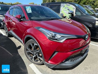 2017 Toyota C-HR - Thumbnail