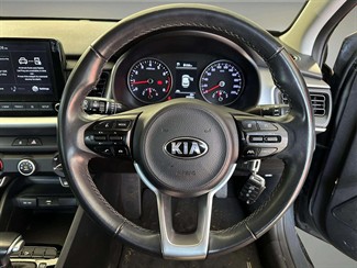 2021 Kia Stonic - Thumbnail