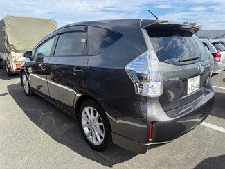 2014 Toyota Prius - Thumbnail