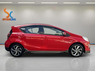 2015 Toyota AQUA - Thumbnail
