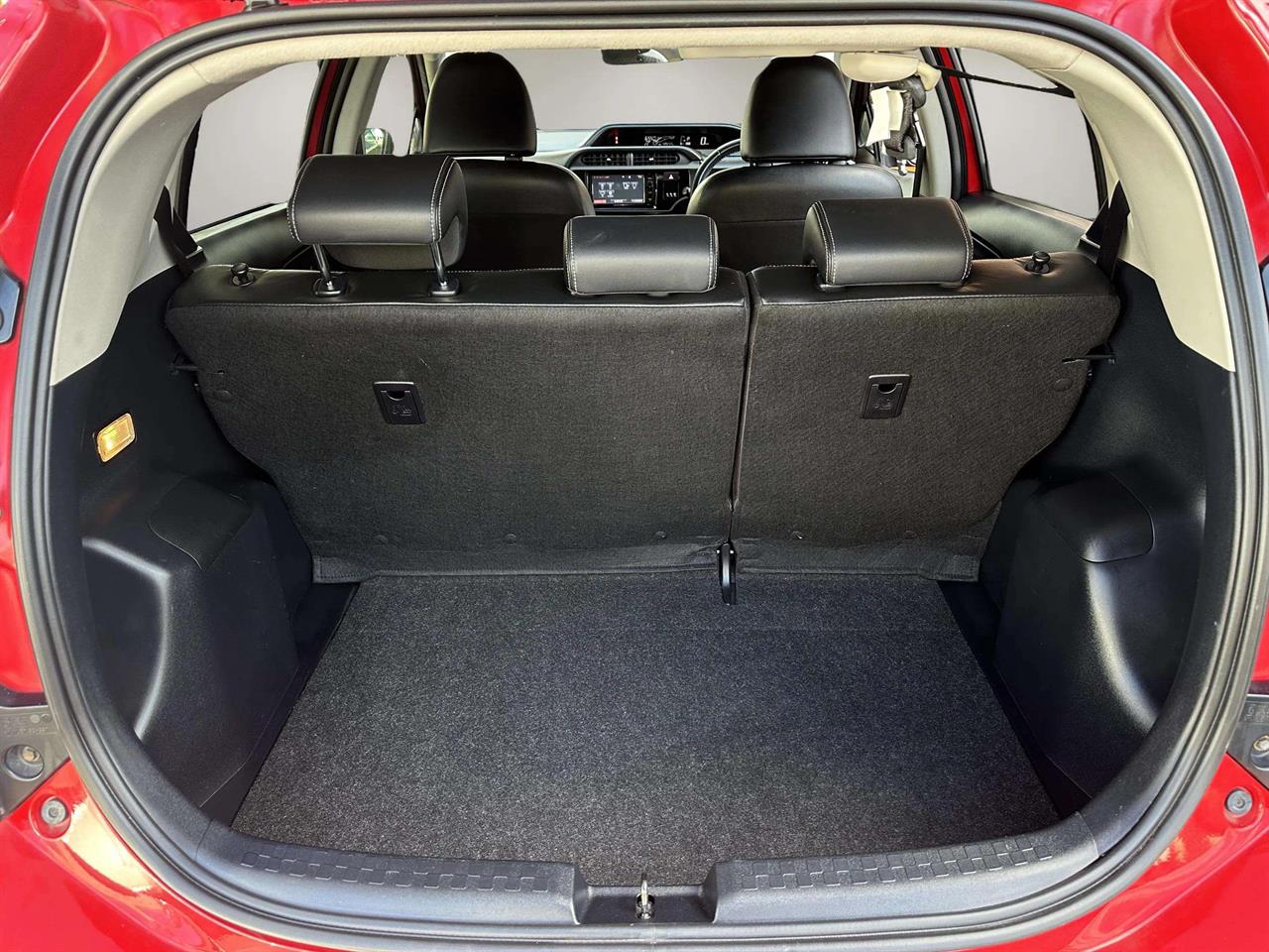 2015 Toyota AQUA