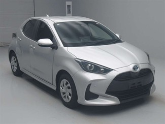 2021 Toyota Yaris - Thumbnail