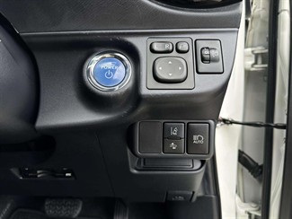 2016 Toyota AQUA - Thumbnail