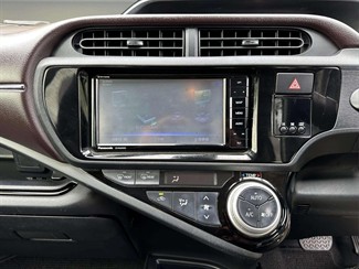 2016 Toyota AQUA - Thumbnail