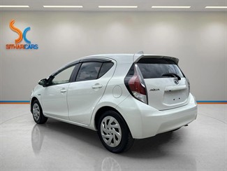 2016 Toyota AQUA - Thumbnail