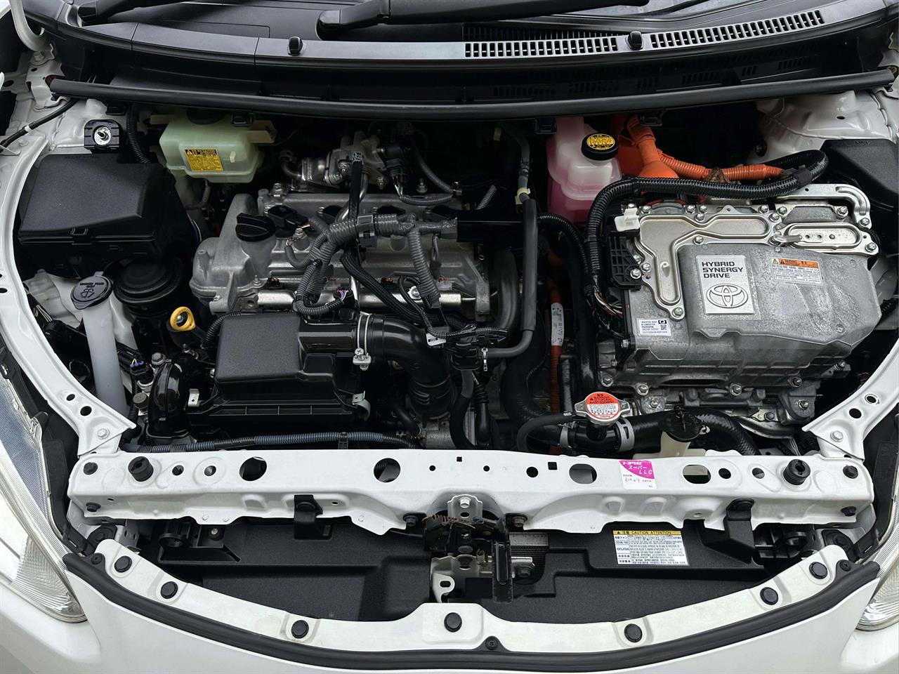 2016 Toyota AQUA