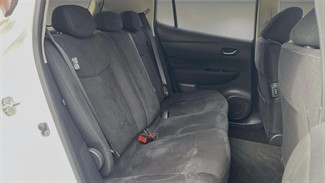 2017 Nissan Leaf - Thumbnail