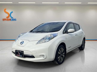 2017 Nissan Leaf - Thumbnail