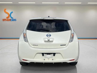2017 Nissan Leaf - Thumbnail