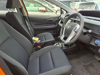 2017 Toyota AQUA - Thumbnail