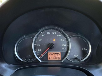 2014 Toyota Vitz - Thumbnail