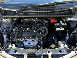 2014 Toyota Vitz - Thumbnail