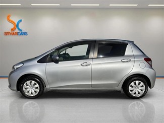 2014 Toyota Vitz - Thumbnail