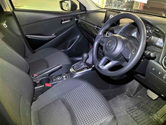 2017 Mazda Demio - Thumbnail