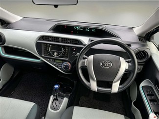 2012 Toyota AQUA - Thumbnail