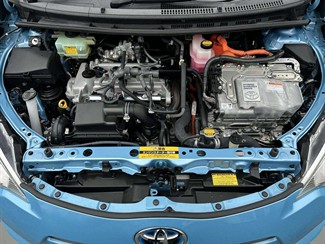 2012 Toyota AQUA - Thumbnail