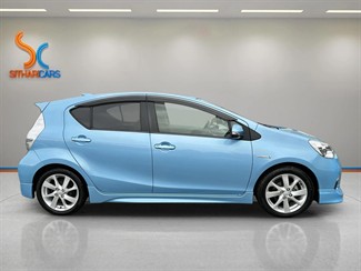 2012 Toyota AQUA - Thumbnail