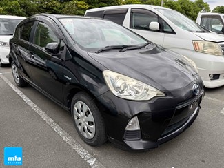 2014 Toyota AQUA - Thumbnail