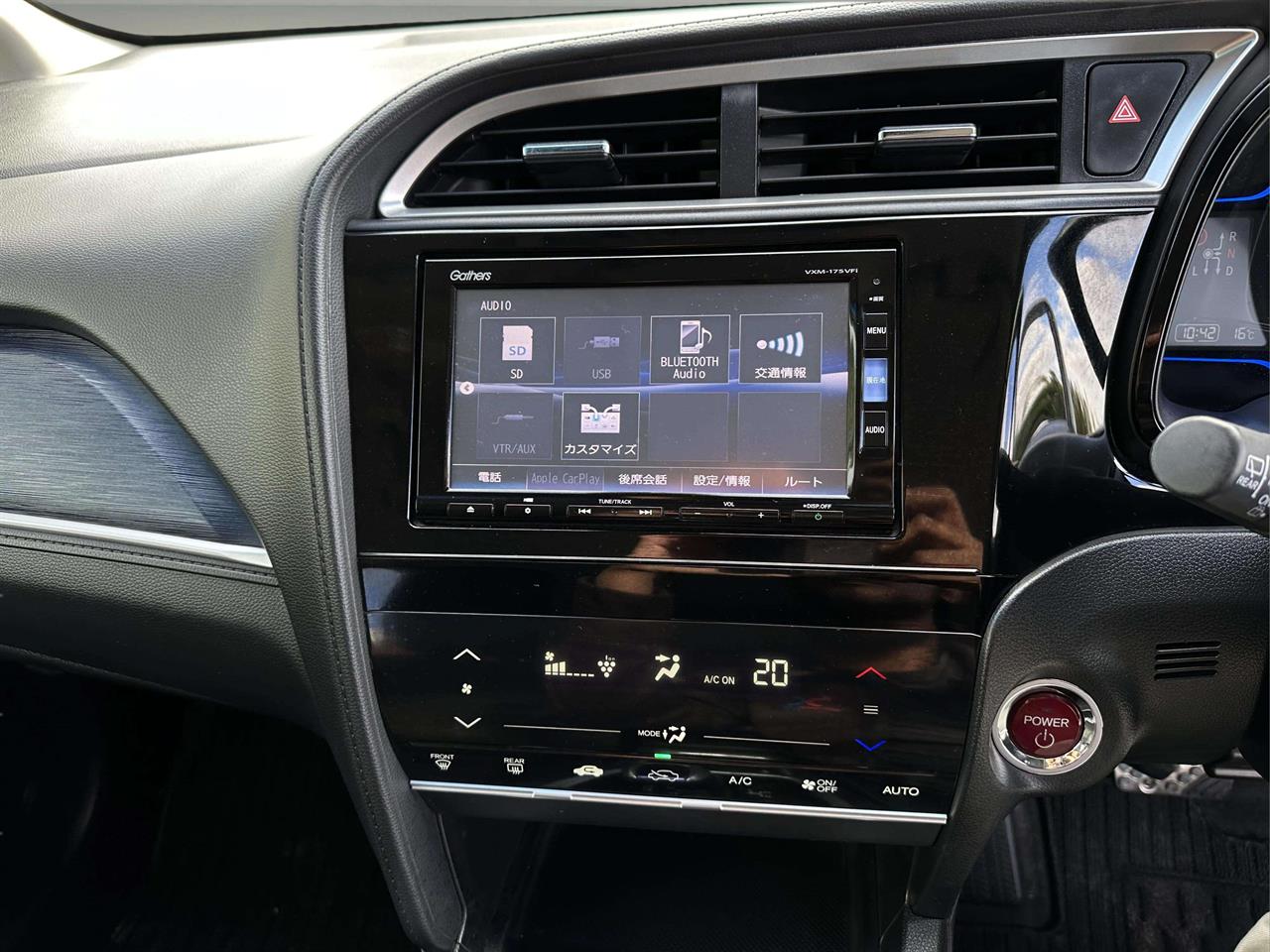 2017 Honda SHUTTLE