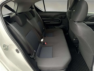 2020 Toyota AQUA - Thumbnail