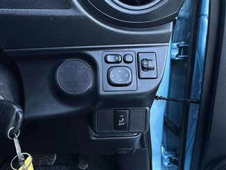 2014 Toyota AQUA - Thumbnail
