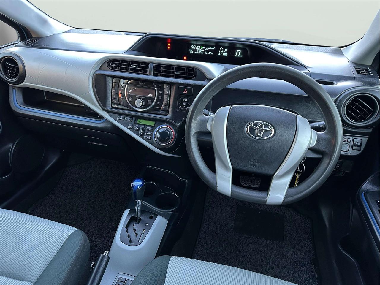 2014 Toyota AQUA