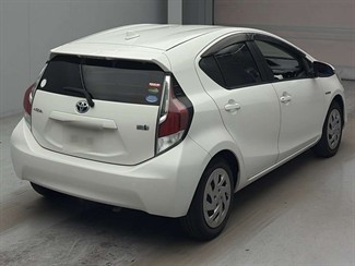 2016 Toyota AQUA - Thumbnail