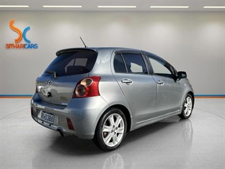 2006 Toyota Vitz - Thumbnail