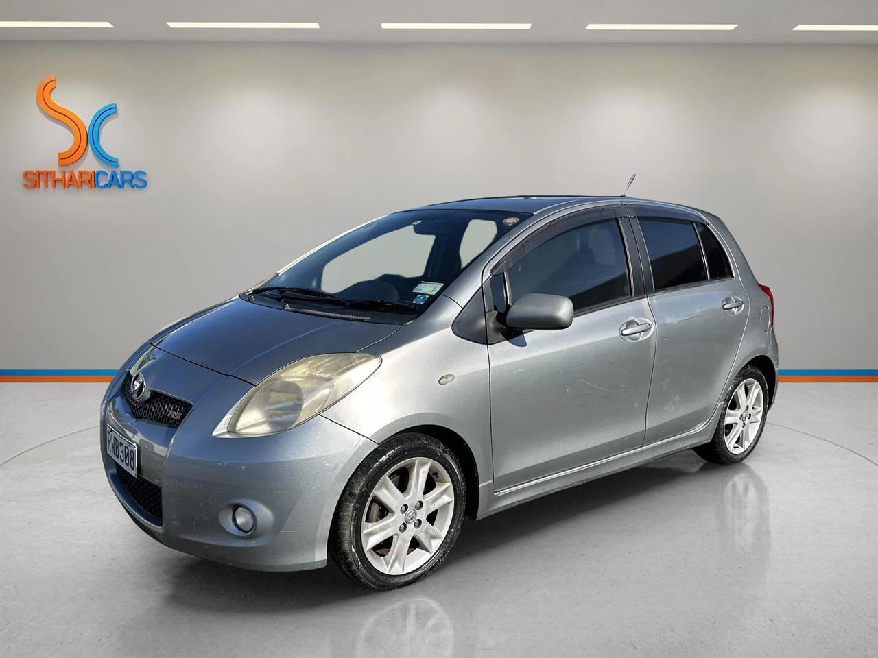 2006 Toyota Vitz