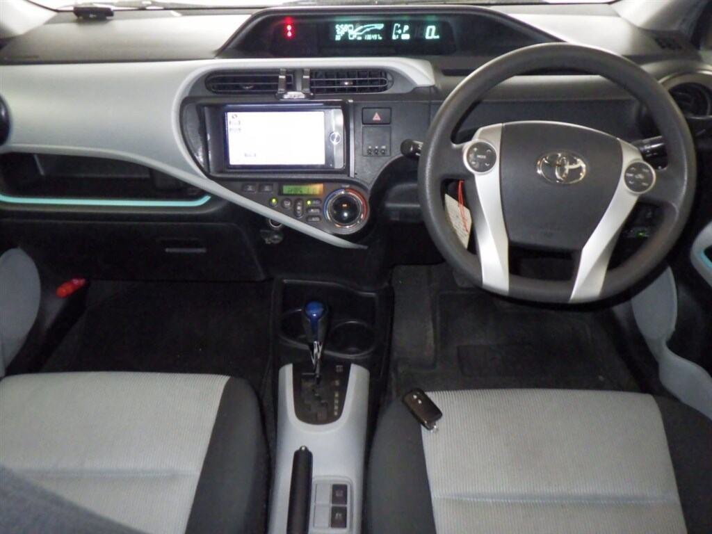 2012 Toyota AQUA