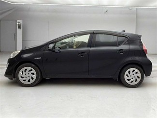 2016 Toyota AQUA - Thumbnail