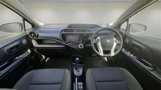 2015 Toyota AQUA - Thumbnail