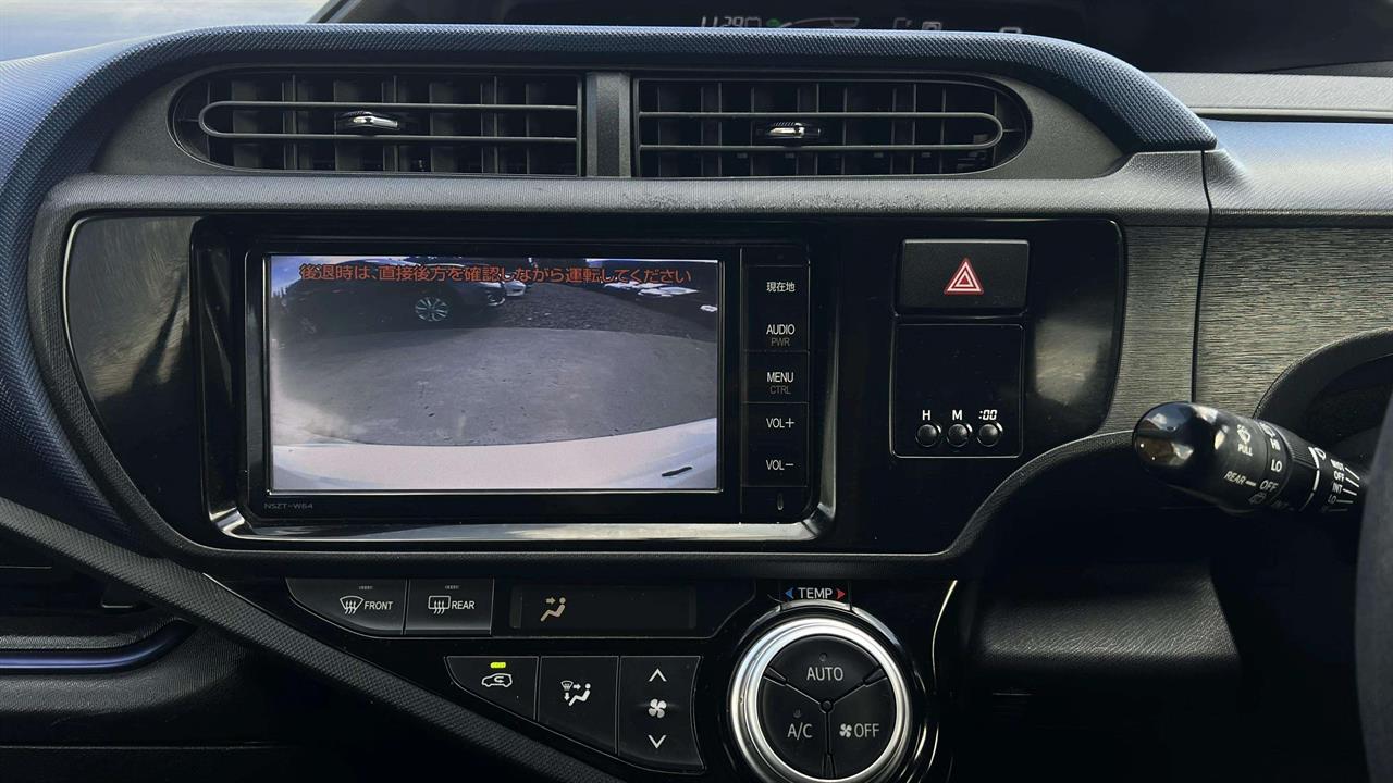 2015 Toyota AQUA