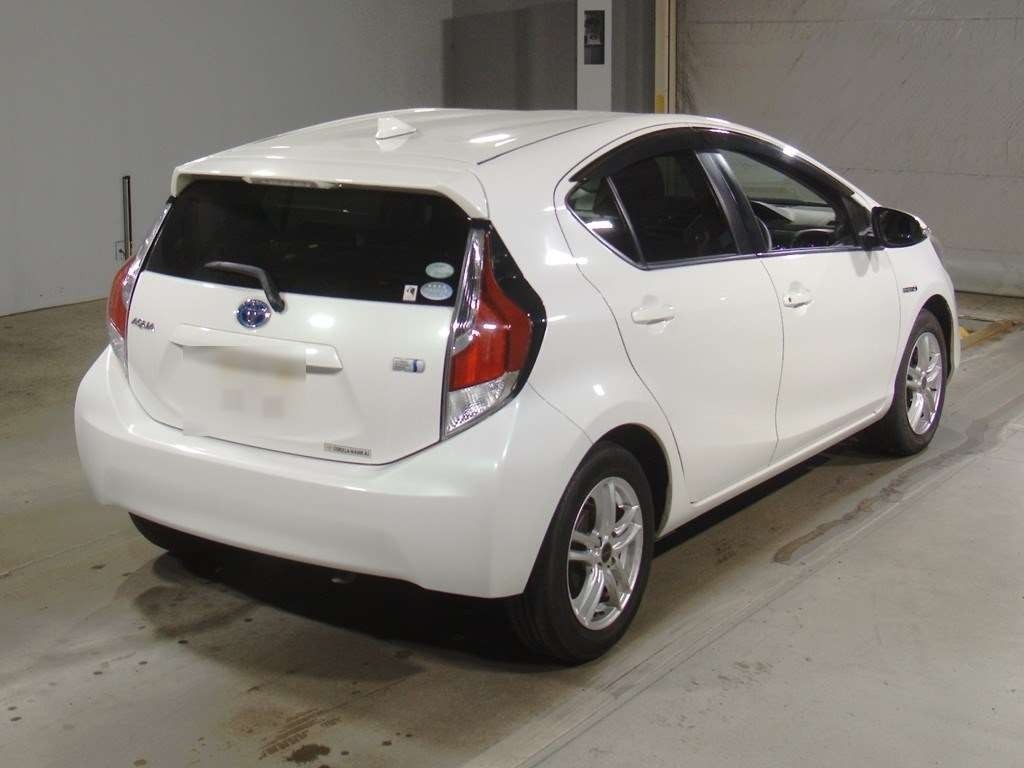 2015 Toyota AQUA