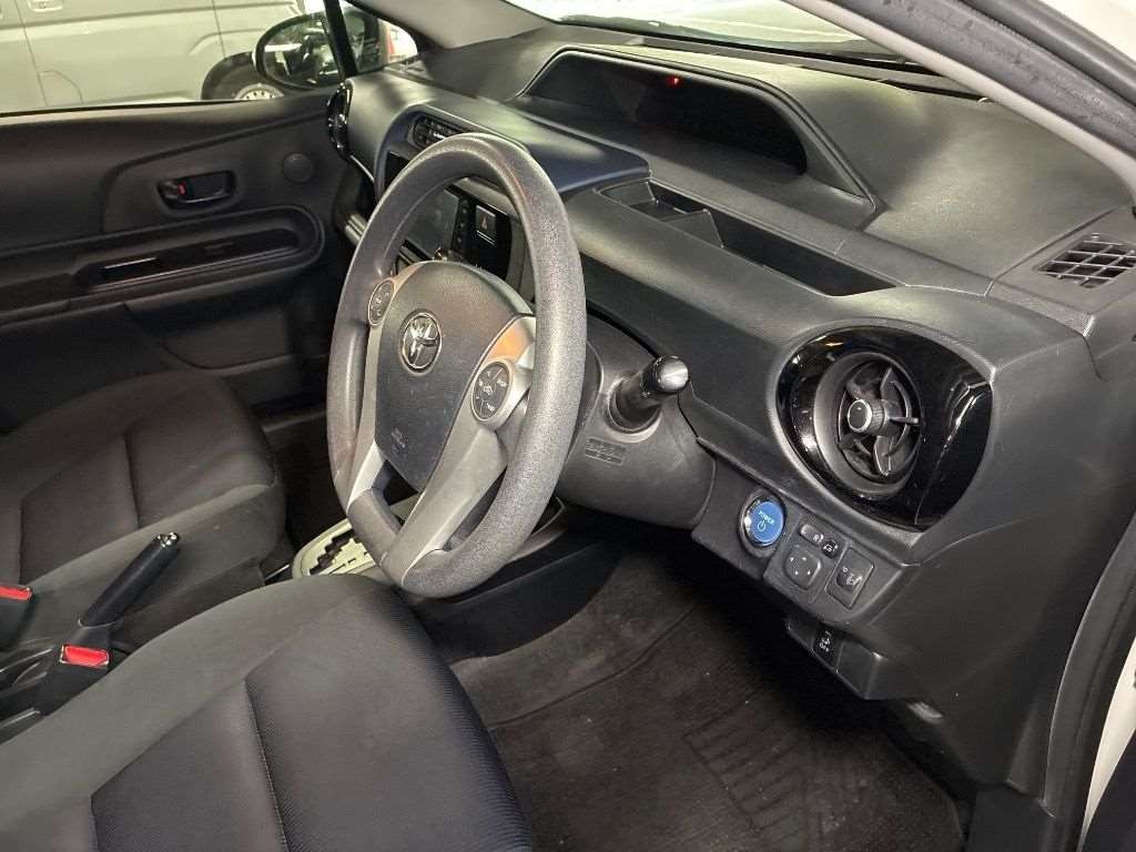 2015 Toyota AQUA