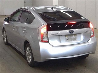 2013 Toyota Prius - Thumbnail