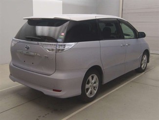 2012 Toyota Estima - Thumbnail