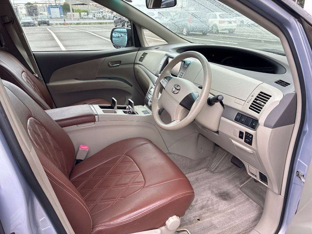 2012 Toyota Estima