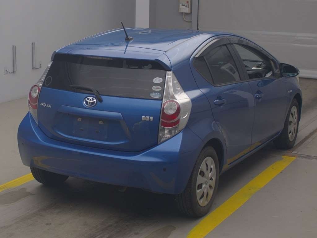 2012 Toyota AQUA