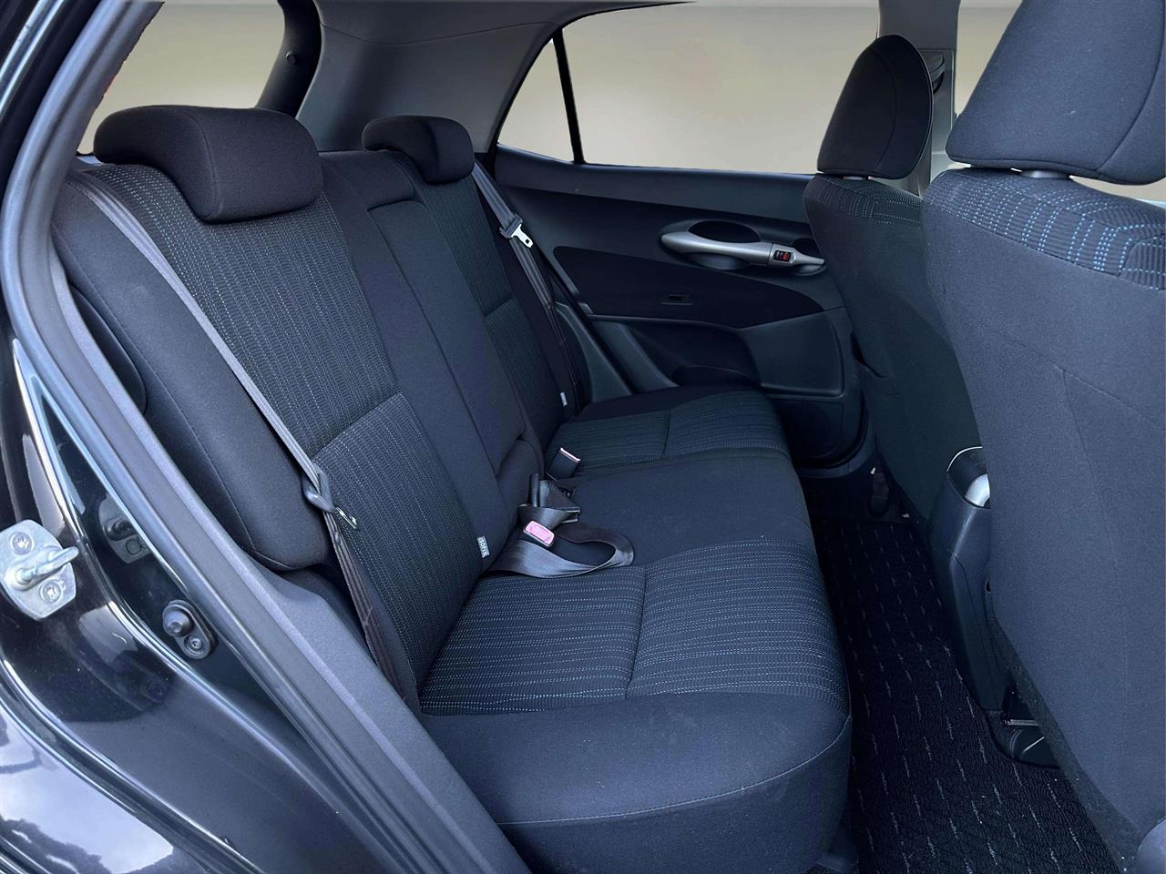 2007 Toyota AURIS