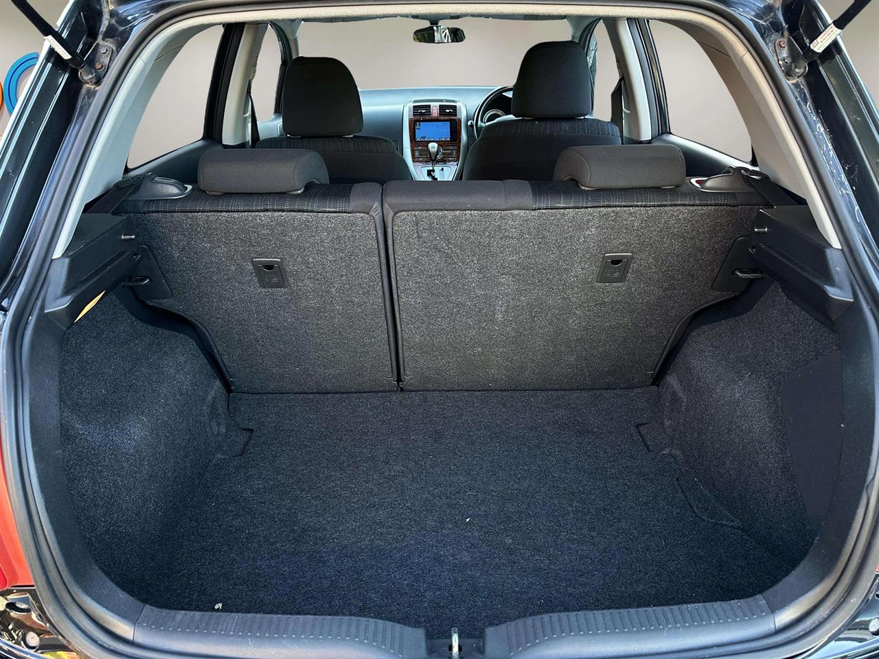 2007 Toyota AURIS