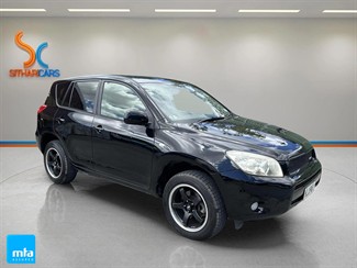 2005 Toyota RAV4 - Thumbnail