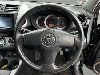 2005 Toyota RAV4 - Thumbnail