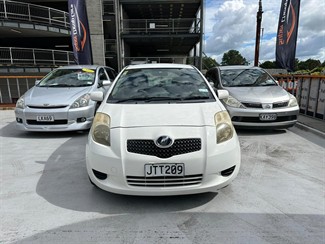 2005 Toyota Vitz - Thumbnail