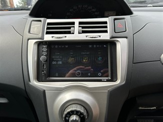 2005 Toyota Vitz - Thumbnail